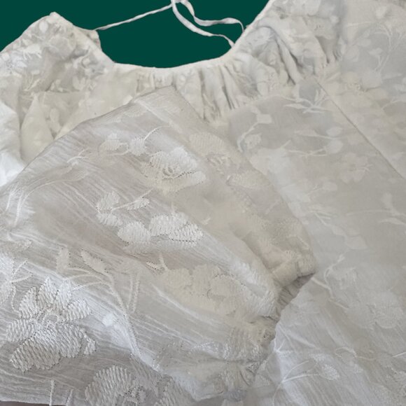 NWT | White Fit & Flare Bishop Sleeve Floral Dress - Picture 3 of 3